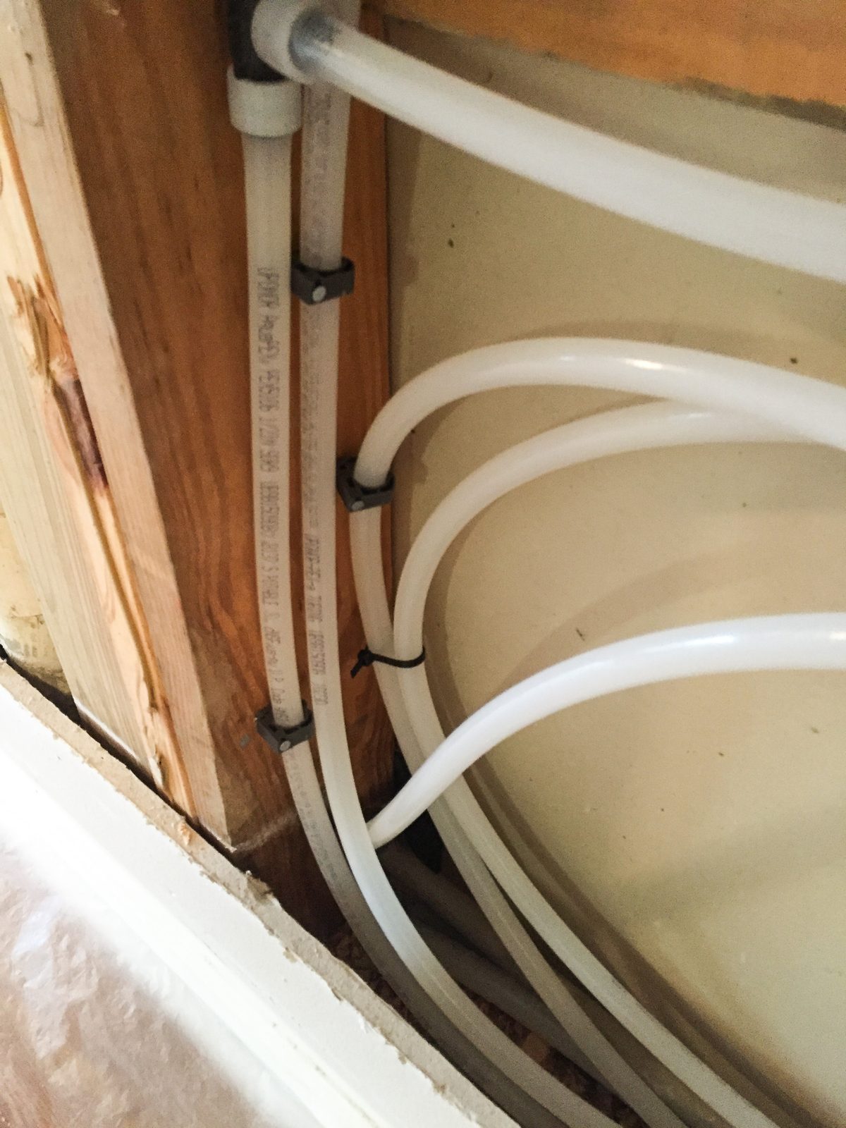 Repipe project photo - Costa Mesa, CA home pipes before or after replacement by Repipe OC
